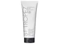 Biała tubka z balsamem do ciała St. Tropez Gradual Tan Classic. To body lotion, który stopniowo nadaje skórze lekki, naturalny odcień opalenizny.