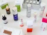 Kolekcja kosmetyków z peptydami: serum, kremy i mgiełki. Wśród nich produkty Sesderma, IS Clinical, Environ, Image i Dermomedica.