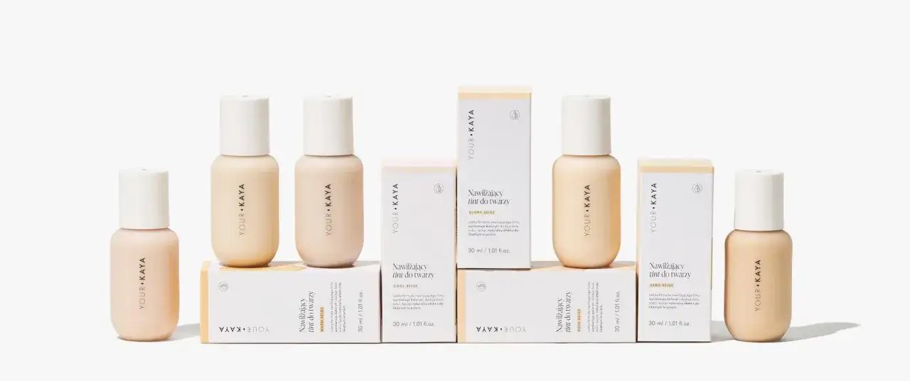 Kolekcja nawilżających tintów do twarzy Your Kaya w odcieniach Warm Beige, Cool Beige, Sunny Beige, Rose Beige i Sand Beige. Twoje kaya opinie o nich są pozytywne!